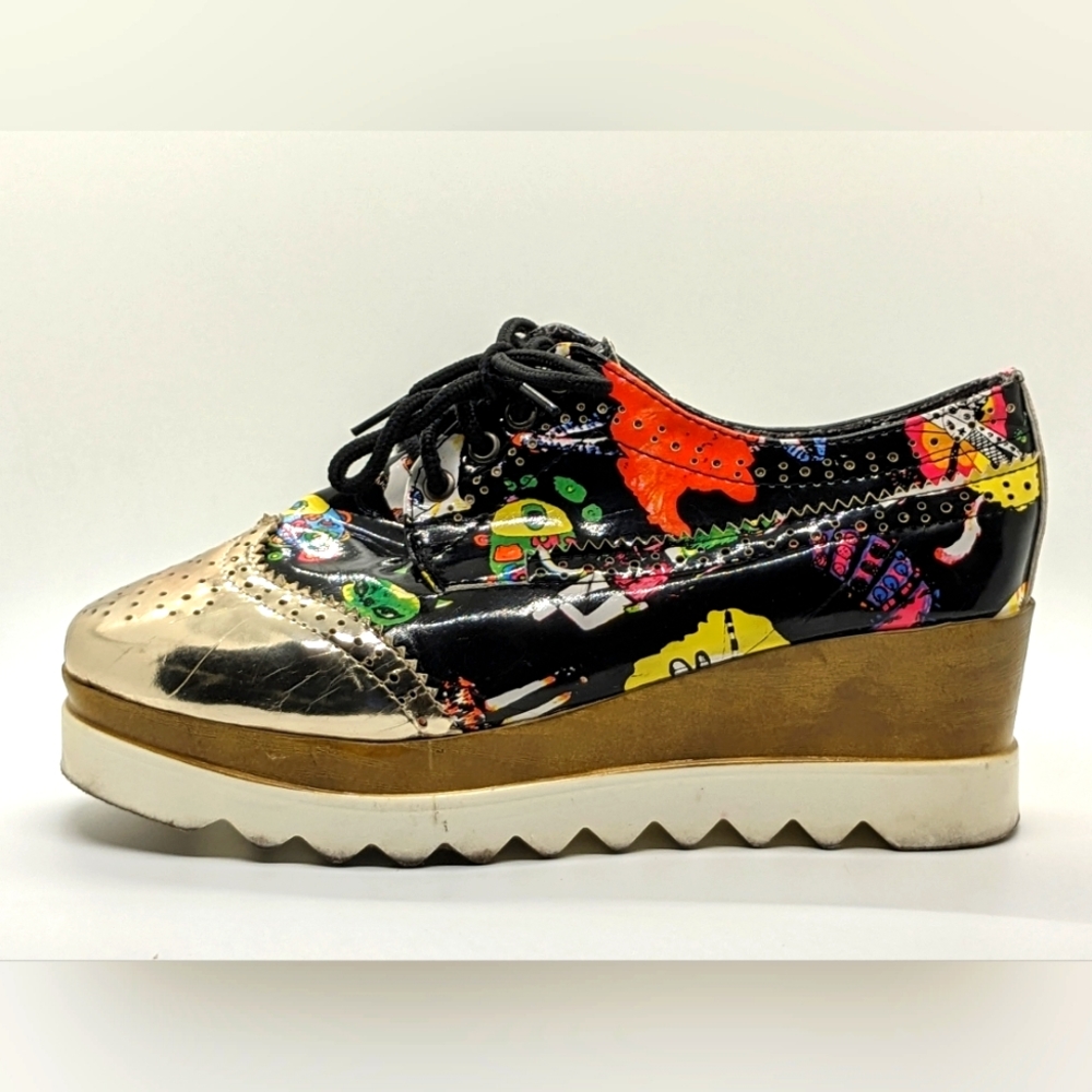 JingPin Platform Gold Toed Loafers W/ Art | Size 38 or 7.5